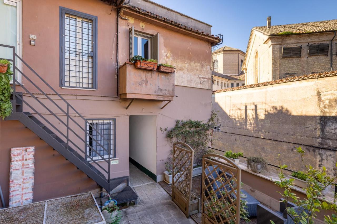 Romantic Studio In Trastevere ภายนอก รูปภาพ